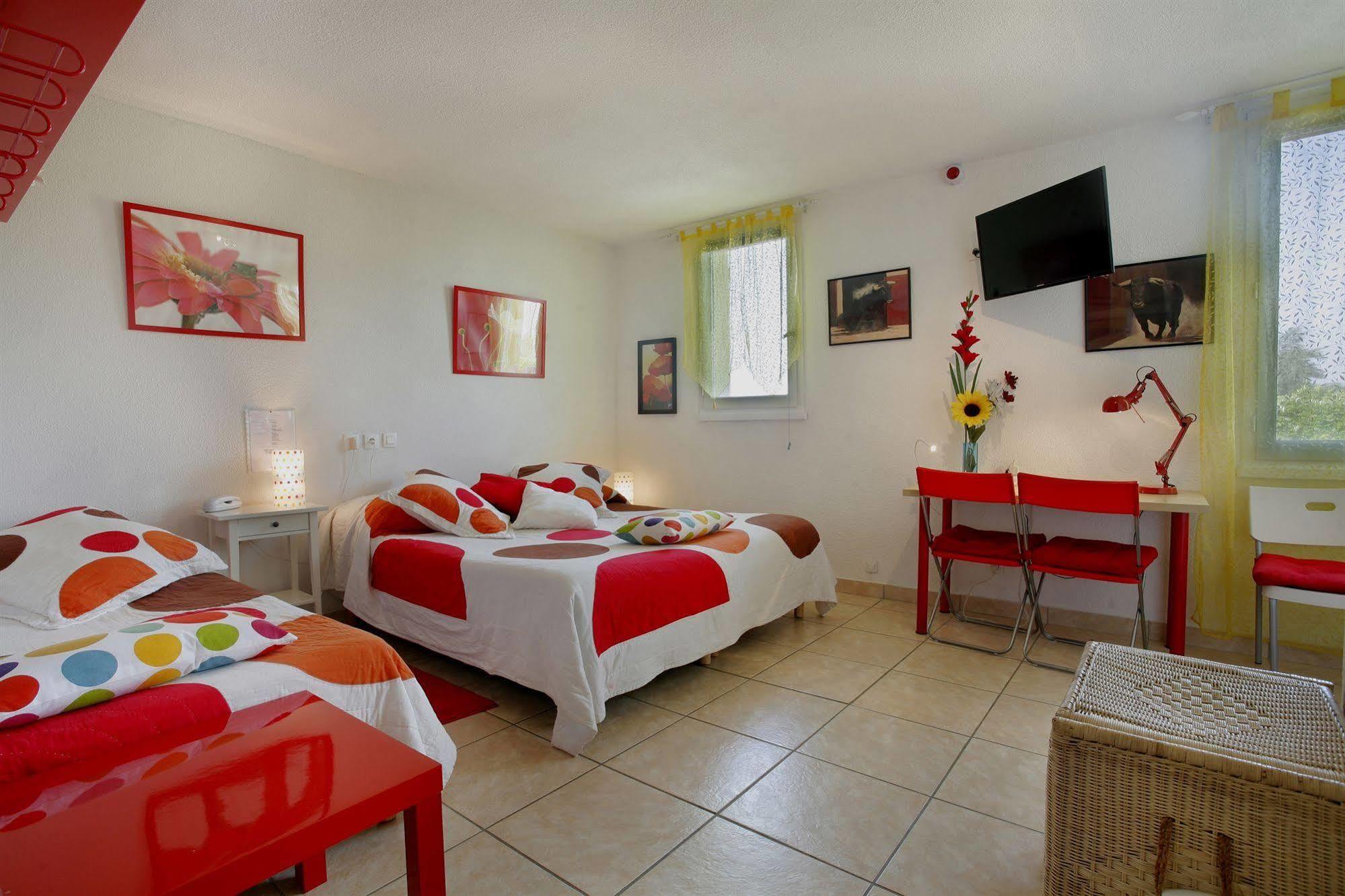 Logis Hotel Corintel Bordeaux Est 트레세스 외부 사진