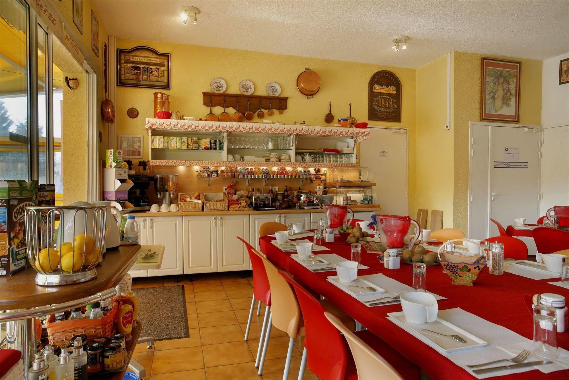 Logis Hotel Corintel Bordeaux Est 트레세스 외부 사진