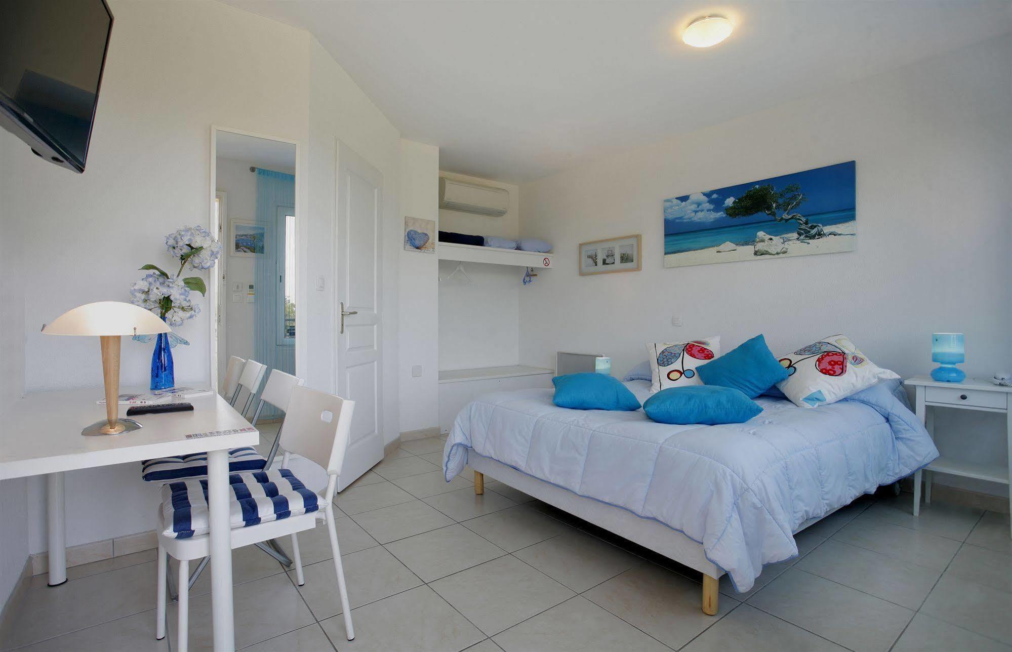 Logis Hotel Corintel Bordeaux Est 트레세스 외부 사진