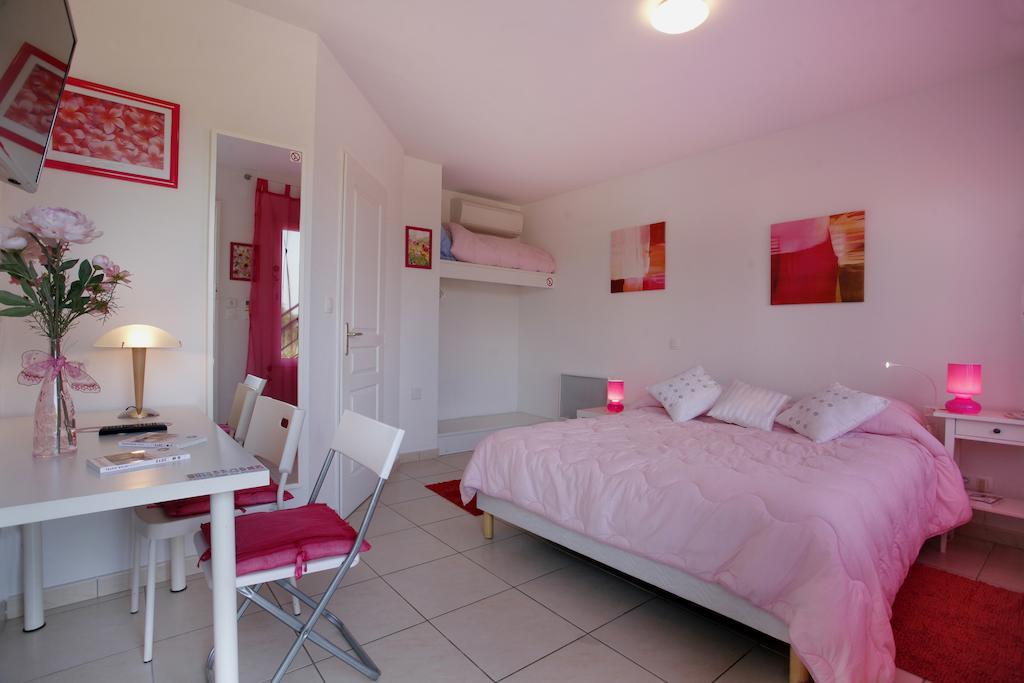 Logis Hotel Corintel Bordeaux Est 트레세스 외부 사진