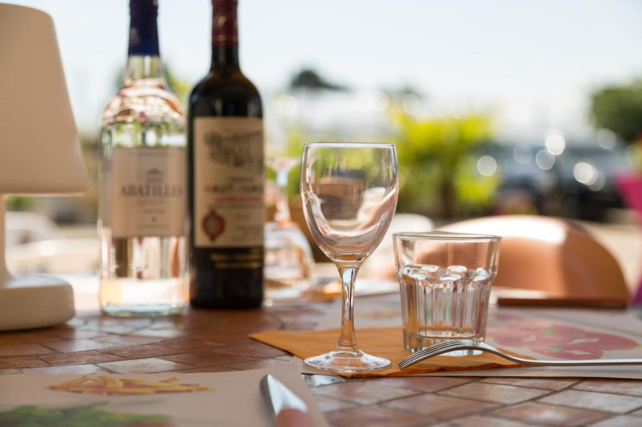 Logis Hotel Corintel Bordeaux Est 트레세스 외부 사진