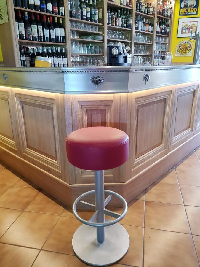 Logis Hotel Corintel Bordeaux Est 트레세스 외부 사진